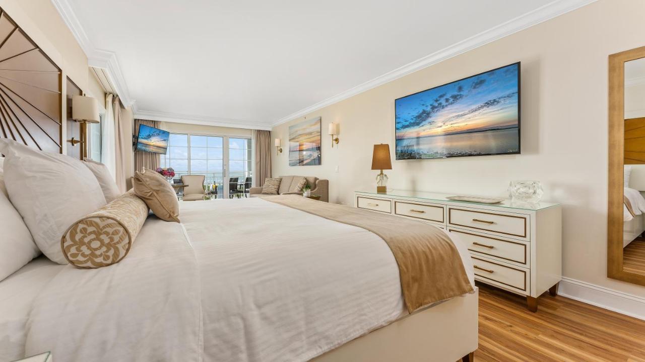 Hotel La Beachfront