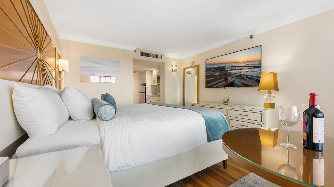 Hotel La Beachfront 4*